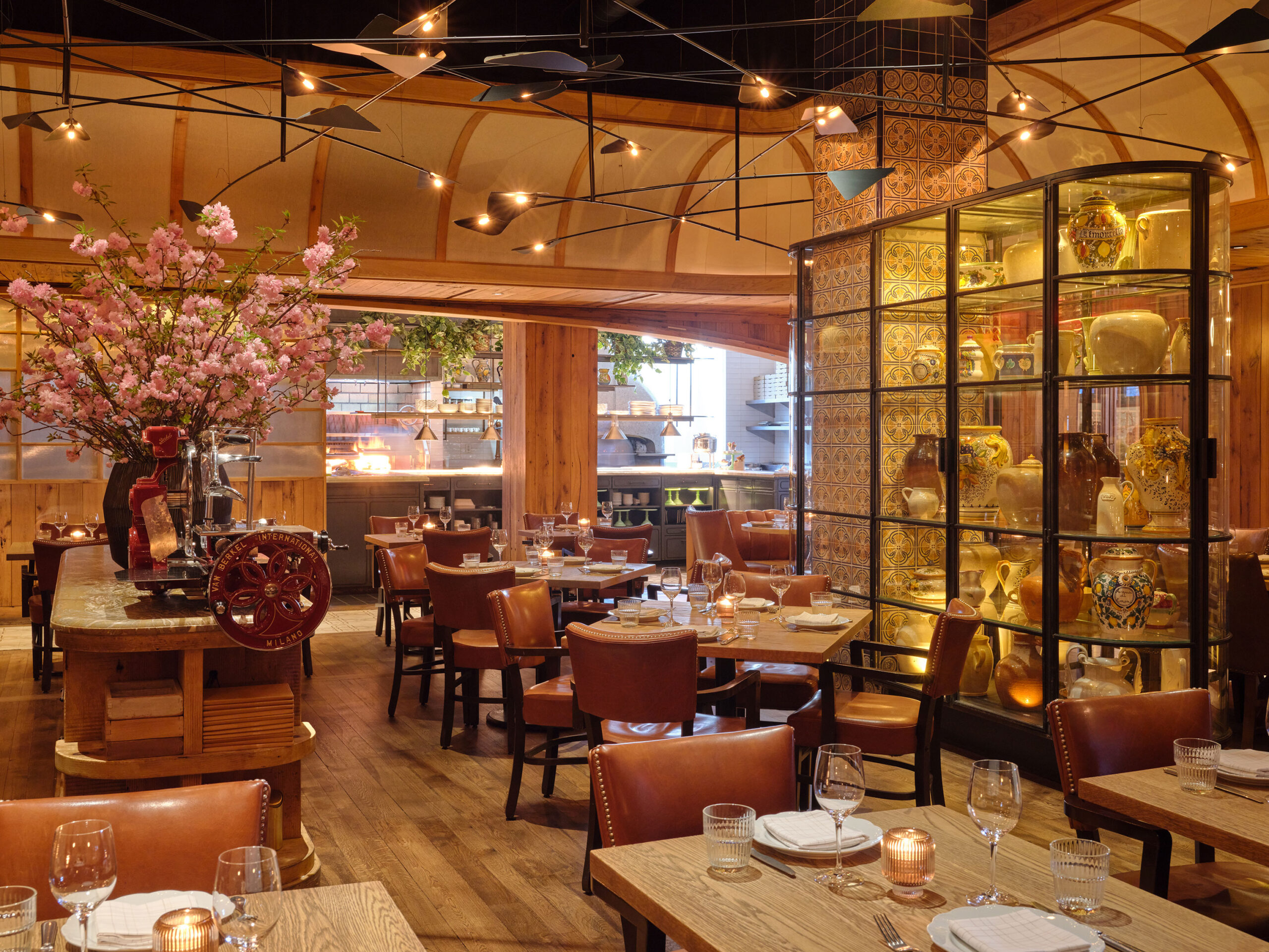 interior image of the Leuca dining room