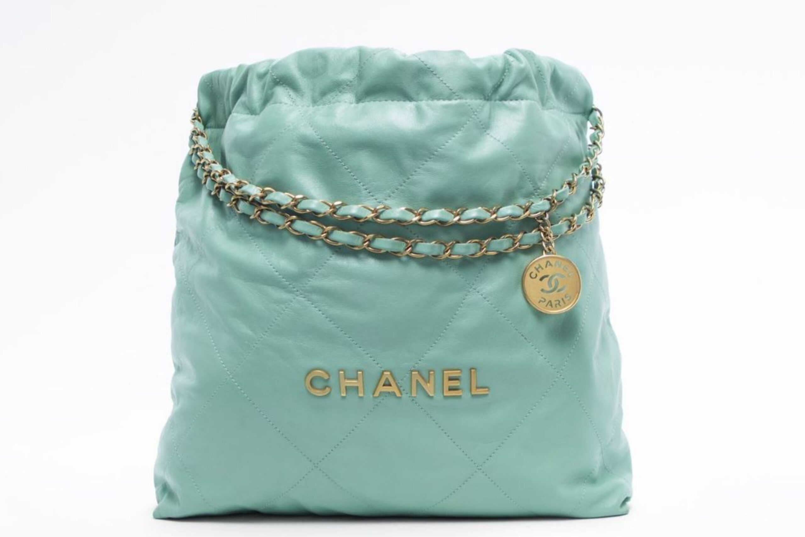 Chanel 22 Handbag